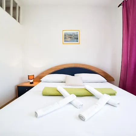 Sobe Matesa 3* Vodice