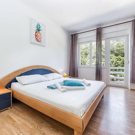 Sobe Matesa 3* Vodice